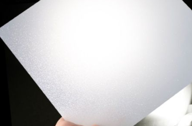PC擴(kuò)散板的透光率是多少？